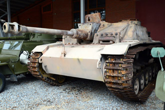 7,5-cm  StuG III Ausf.F, -    