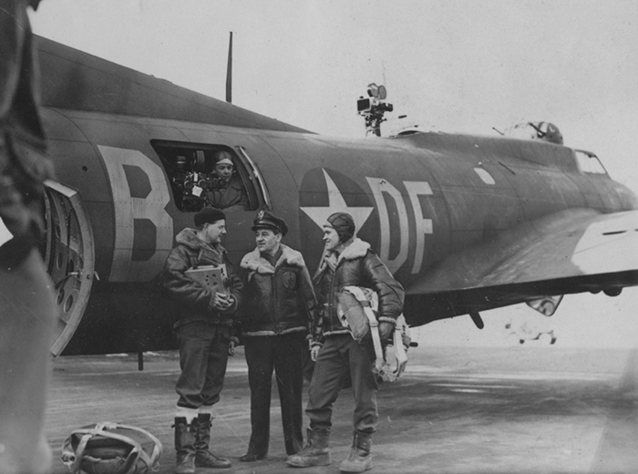          Memphis Belle: A Story of a Flying Fortress