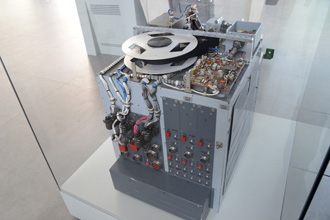 Шестидорожечный магнитофон для записи телеметрии, Центр «Космонавтика и авиация» на ВДНХ