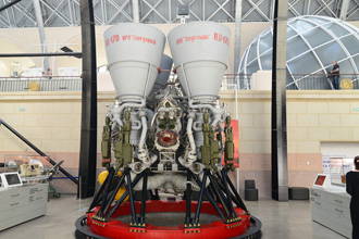 Жидкостный ракетный двигатель РД-170, Центр «Космонавтика и авиация» на ВДНХ