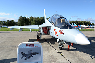 Учебно-боевой самолёт Як-130, авиационный кластер форума «Армия-2020»