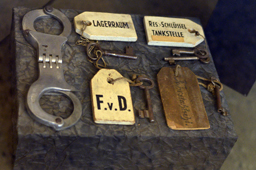Ключи от одного из бараков концлагеря Майданек. ЦМВС, г.Москва