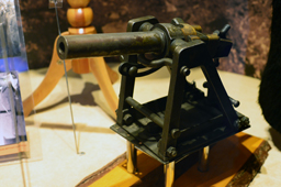 8-линейный бомбомет Рдултовского создан на базе ружья Гана-Крнка обр.1873 года, ЦМВС, г.Москва