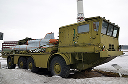 ТЗМ-143 - транспортно-заряжающая машина комплекса ВР-3 