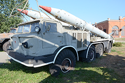 Транспортная машина 9Т29 с ракетами 9М21 комплекса 9К52 «Луна-М»