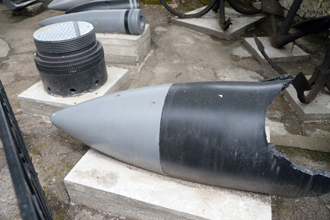 615-мм снаряд (головная часть и днище) германской самоходной мортиры «Карл», Музей Черноморского флота