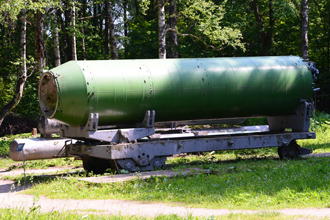 Первая ступень баллистической ракеты подводных лодок Р-29, музей-усадьба «Ботик Петра I»