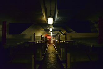Дежурное освещение в помещении для укрываемых, Музей Подземный Севастополь