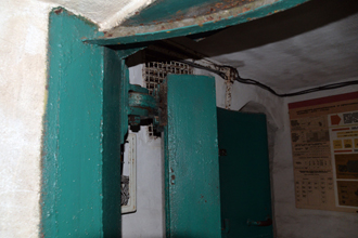 Защитно-герметические двери на входе в объект С-2, Музей Подземный Севастополь