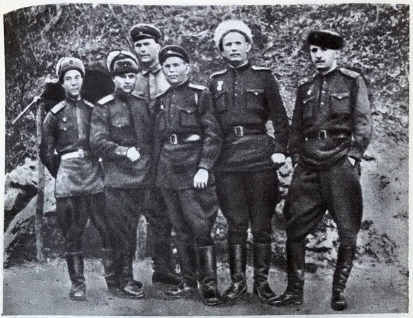 Группа офицеров 161 отдельного сапёрного батальона 20-ой Краснознамённой стрелковой дивизии 