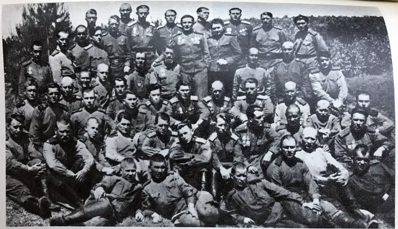 Группа военнослужащих 281 отдельного самоходного дивизиона 20-ой Краснознамённой стрелковой дивизии