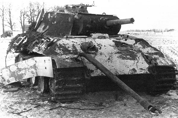 Уничтоженный в районе города Гумбиннен танк Panther Ausf. A из Fallschirm-Panzergrenadier Division 2 Hermann Goring 