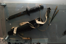 Водолазный нож и патроны к подводному пистолету СПП-1, Музей Балтийского флота 