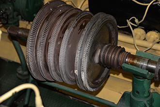 Рабочие диски паровой турбины, Музей Ледокол «Красин»