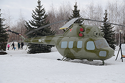 Состояние на 2012 год вертолёта Ми-2 в Парке победы, г.Казань