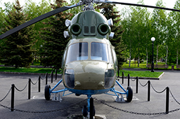 Обновлённый к 9 мая 2015 года многоцелевой вертолёт Ми-2, Парк победы, г.Казань  