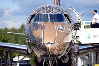 Embraer E-195-E2 в окраске Tech Lion, МАКС-2019
