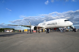 Airbus A350-900 XWB с серийным номером 002 (регистрационный — F-WWCF) , МАКС-2019