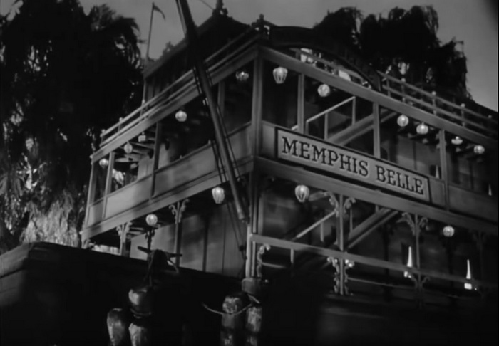 Плавучее казино «Memphis Belle» в фильме «Леди на ночь»