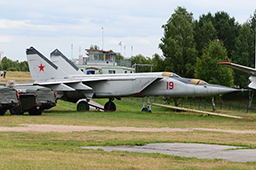 МиГ-25ПУ, Музей авиационной техники, аэродром Боровая, г.Минск