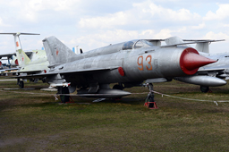 МиГ-21С (93, красный), Центральный музей ВВС РФ, п.Монино