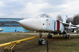 Су-24М (09, голубой), Центральный музей ВВС РФ, п.Монино