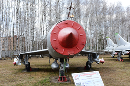 Су-11 (14, красный), Центральный музей ВВС РФ, п.Монино