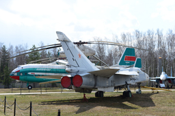 Су-24М (09, голубой), Центральный музей ВВС РФ, п.Монино