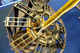 Спутник связи «Гонец-М». Выставка «Космические войска: через тернии к звёздам» в парке «Патриот» 