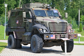 ����������� � ��������� ������������� ������� International M1224 MaxxPro Plus (���), �������� ��������� ������� �� ���� ���. ���� ��������