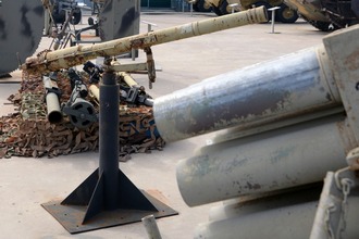 Пусковые установки реактивных снарядов. Экспозиция, посвящённая локальному конфликту в Сирии, парк «Патриот»