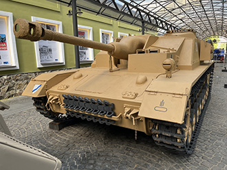    StuG IV,    