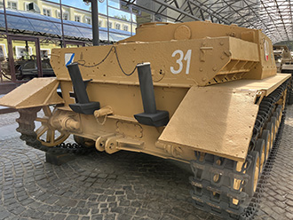    StuG IV,    