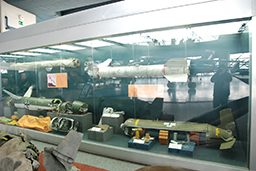 Фрагменты высокоскоростной противорадиолокационной ракеты AGM-88 HARM, Сербский национальный музей авиации