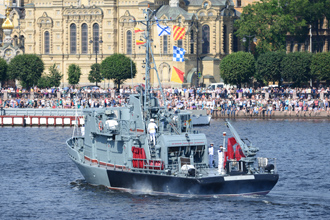 Рейдовый тральщик РТ-57  пр. 10750, Главный военно-морской парад, Санкт-Петербург, 2019 год