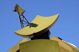 Антенный пост станции наведения ракет ЗРК С-125 обр.1972 года. Антенна УВ-12 – передатчик команд управления ракетой