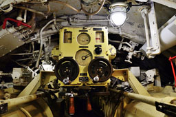 пульт 2Р-4 системы управления торпедной стрелбой, подводная лодка С-189