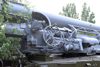 Пусковая установка 2П16 с ракетой 3Р9 комплекса 2К6 «Луна», «Музей боевой и трудовой славы» в Парке Победы, Саратов