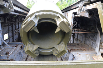 Пусковая установка 9П129 с ракетой 9М79 комплекса «Точка», «Музей боевой и трудовой славы» в Парке Победы, Саратов
