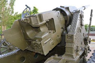 Стенд для испытаний 125-мм танковой пушки Д-81Т, «Музей боевой и трудовой славы» в Парке Победы, Саратов