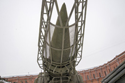 Пусковая установка 2П19 с ракетой 8К14 комплекса 9К72 «Эльбрус», Артиллерийский музей, СПб