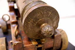 Пушка 2-фунтовая, отлитая в 1719 году из меди взятой контрибуцией со Швеции, Центральный военно-морской музей