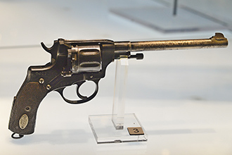 Опытный образец револьвера Нагана обр.1895 года, с удлинённым стволом, Тульский государственный музей оружия