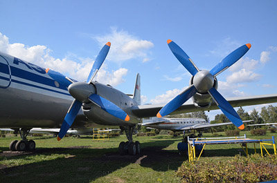 Ил-18Д СССР-74250