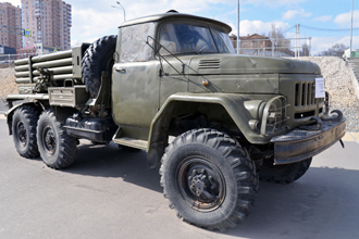 Боевая машина 9П138 реактивной системы залпового огня «Град-1», Экспозиция военной техники на центральной набережной Волгограда