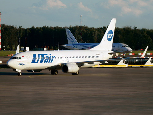 Александр Протозанов, Boeing 737-800 (VQ-BQS) авиакомпании UTair, Внуково, 21 июля 2017 года
