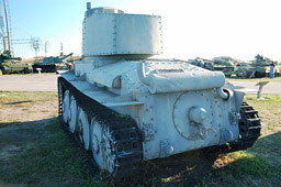 Трофейный чешский танк Прага. В вермахте: PzKpfW 38(t).