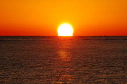 Восход солнца над Красным морем