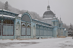 Пушкинская галерея в парке Железноводска