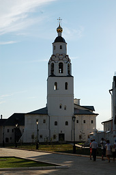 Храм Николая Чудотворца (Никольская трапезная церковь) Успенского монастыря